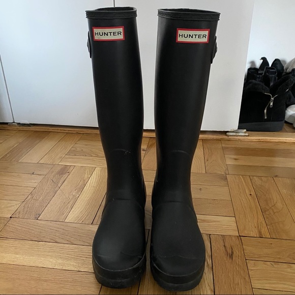 Hunter Shoes - Black Hunter Rainboots - Matte Tall sz 7